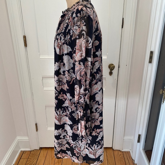 LOFT‎ Floral Black Dress with Lining - Size Small - Picture 8 of 14